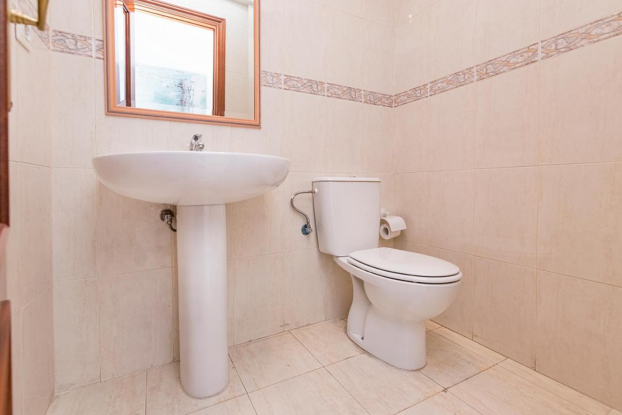 Bhost - Colon Lägenhet Málaga Exteriör bild