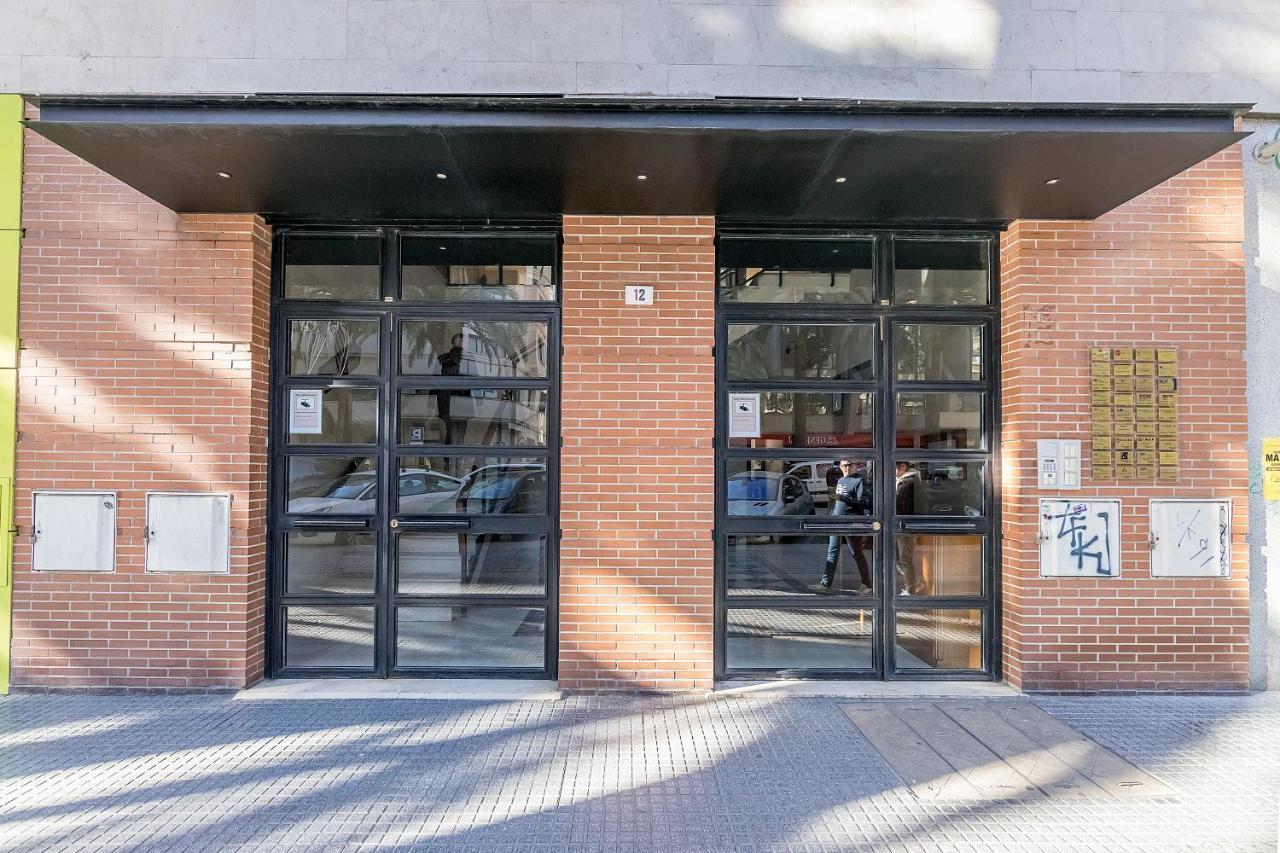 Bhost - Colon Lägenhet Málaga Exteriör bild